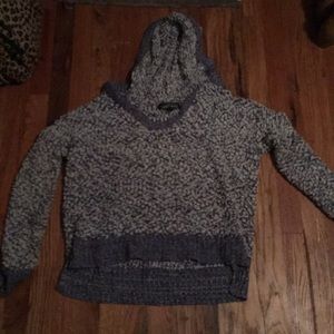 Cropped Hooded Sweater